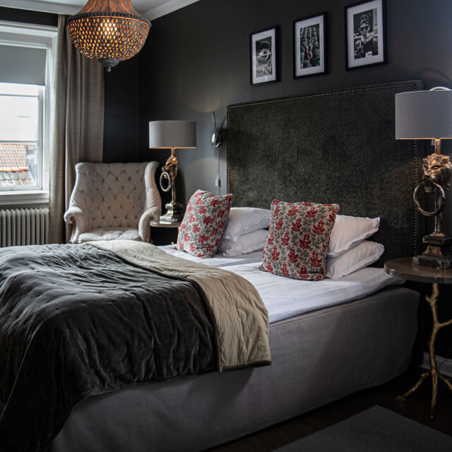 Upptäck våra paket och erbjudanden på V Hotel Helsingborg!
Letar du efter en perfekt getaway? På vår hemsida hittar du våra paket som passar alla tillfällen:
💖 Kärlek i sikte – för er som vill unna er en romantisk paus.
✨ All inclusive – allt du behöver för en bekväm och lyxig vistelse.
🥐 Rum & frukost – enkelhet när den är som bäst.

Oavsett vad du söker, har vi något för dig. Klicka in och hitta ditt nästa äventyr med oss!

📲 Läs mer och boka direkt: 

#VHotelHelsingborg #Hotellpaket #Staycation #WeekendGetaway #Helsingborg